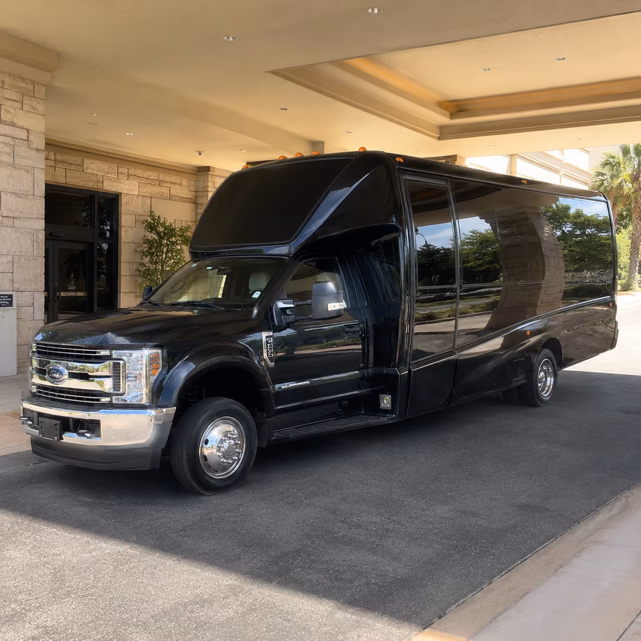 bachelor and bachelorette bus rentals for williamsburg weekend trips from suffolk