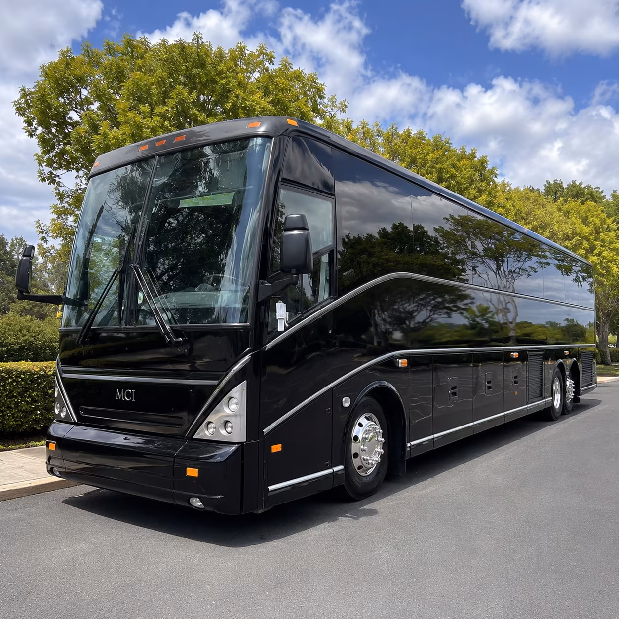 charter buses for large suffolk area prom groups