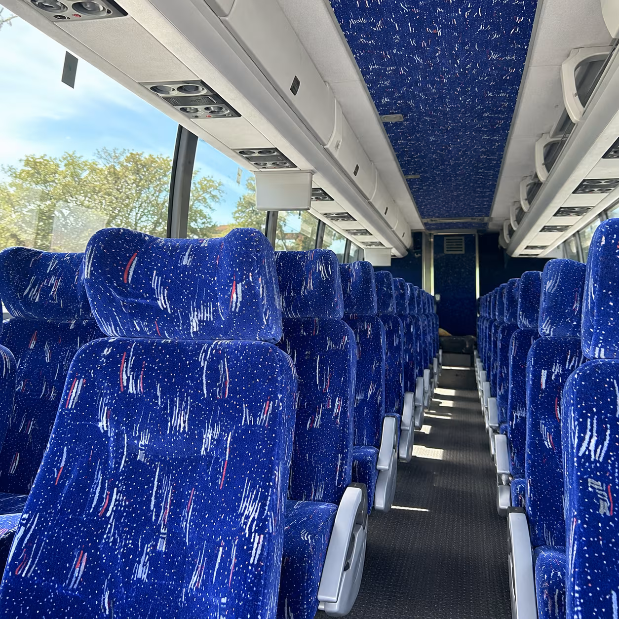 find and book transportation for your next prom 3