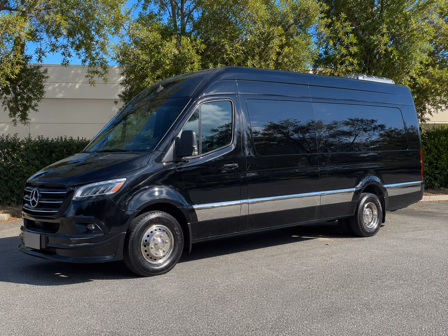 find and book transportation for your next wedding 1