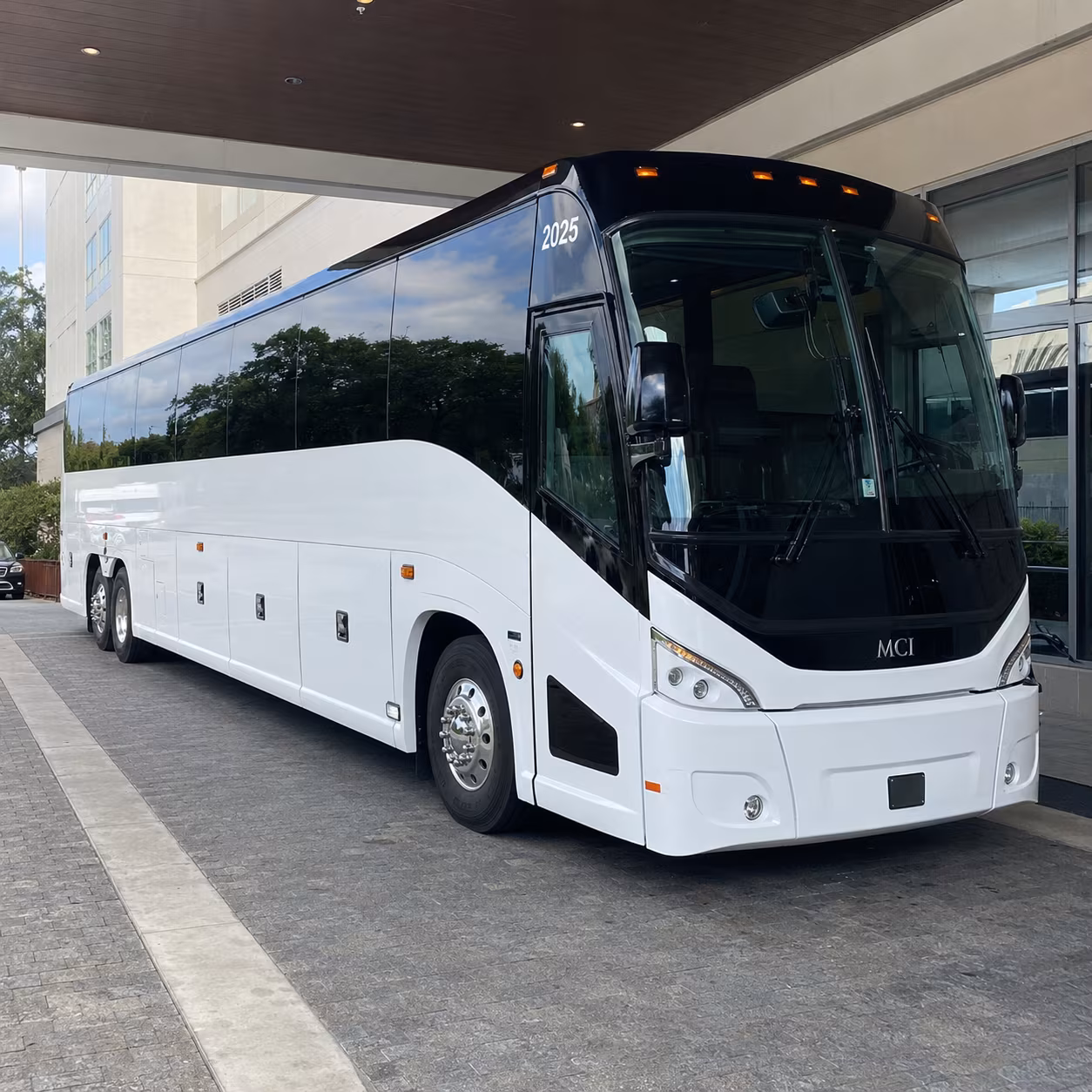 suffolk 54 passenger charter bus