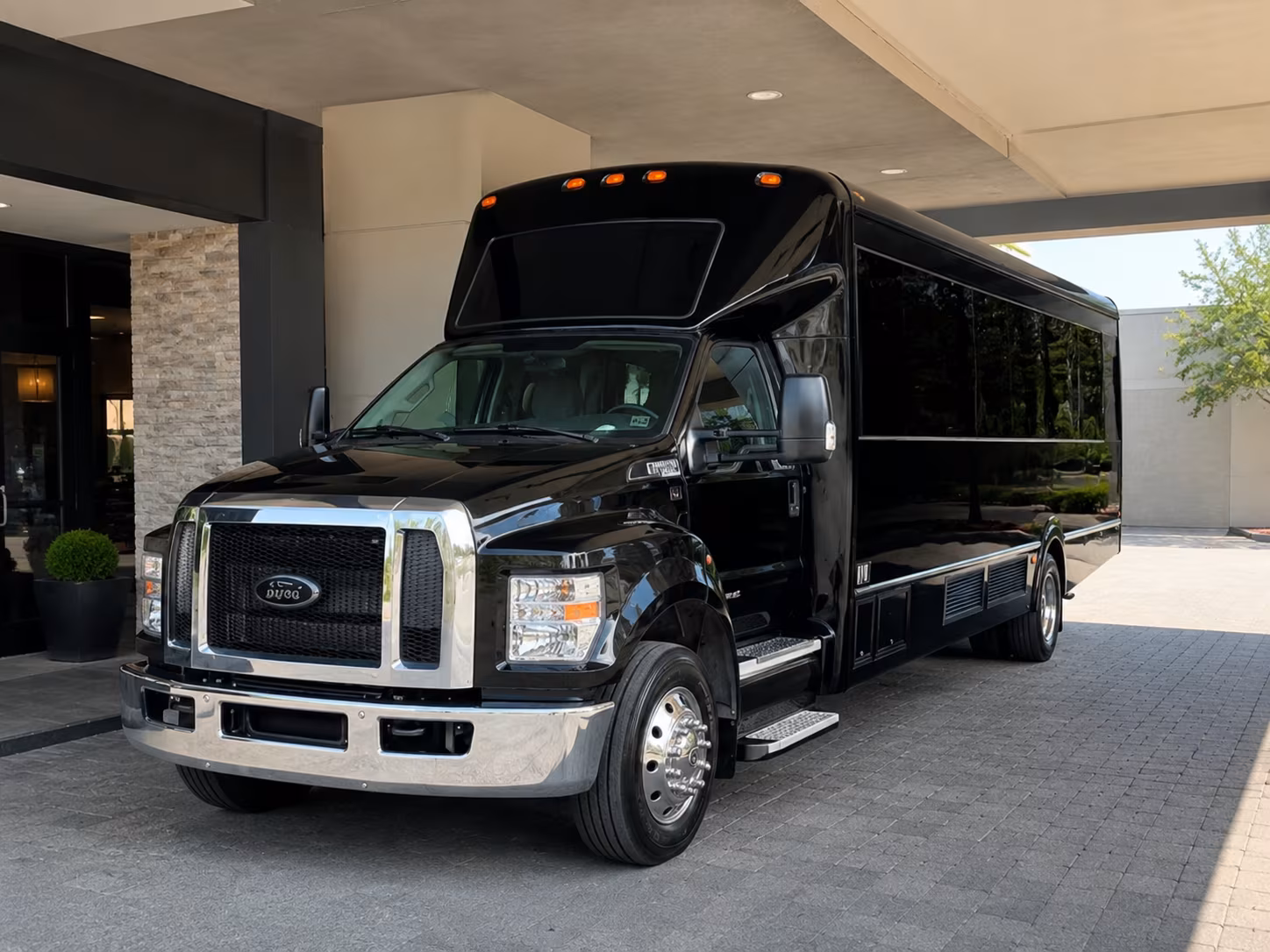suffolk concert party bus rental